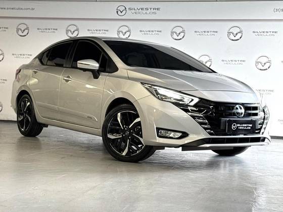 NISSAN VERSA 1.6 16V FLEX EXCLUSIVE XTRONIC NISSAN VERSA 1.6 16V FLEX EXCLUSIVE XTRONIC